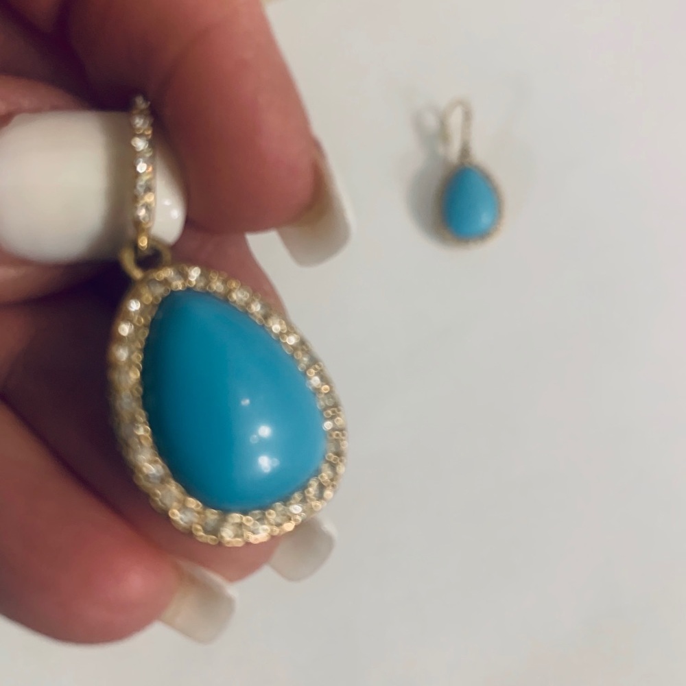 Earrings - Picture 6 of 6